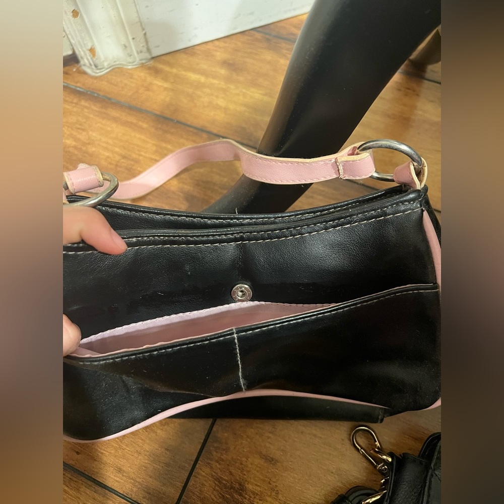 Purse - Picture 4 of 4